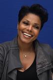 th_12941_celebrity_paradise.com_TheElder_JanetJackson2010_11_02_pressconferenceforColoredGirlsinLA2_122_39lo.jpg