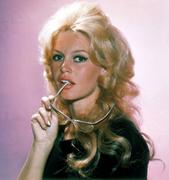 th_17622_tduid300011_MaxTurbatorBrigitteBardot77_123_413lo.jpg