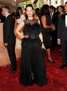 th_127917801_LucyLiuCostumeInstituteGala2.5.2011_14_122_459lo.jpg