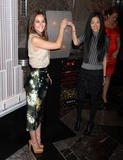 th_18230_Leighton_Meester_visits_The_Empire_State_Building_J0001_056_122_557lo.jpg