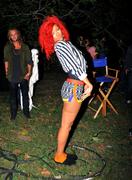 th_96902_Rihanna_shoots_Whats_My_Name_in_NYC_292_122_557lo.jpg