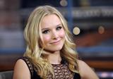 th_12076_KristenBell_Late_Show_With_Letterman_show_12_122_57lo.jpg