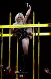 th_84970_babayaga_Britney_Spears_The_Circus_Starring_Britney_Spears_Performance_03-03-2009_015_122_590lo.jpg